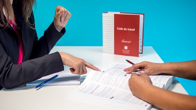 EMPREGADO E EMPREGADOR