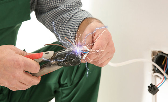 Causas Diretas de Acidentes com Eletricidade