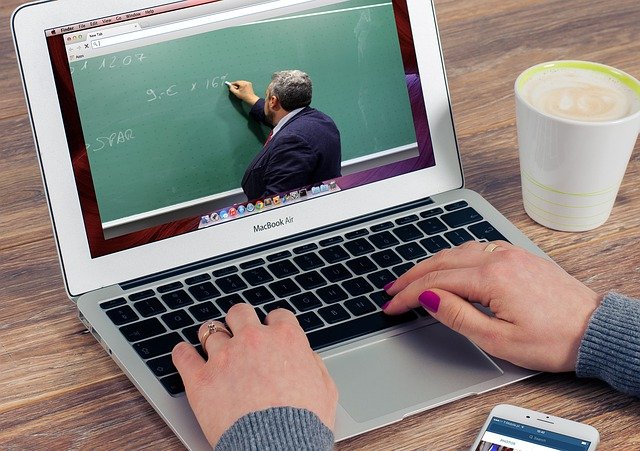 Quais são as vantagens de fazer um curso EaD Bradesco?