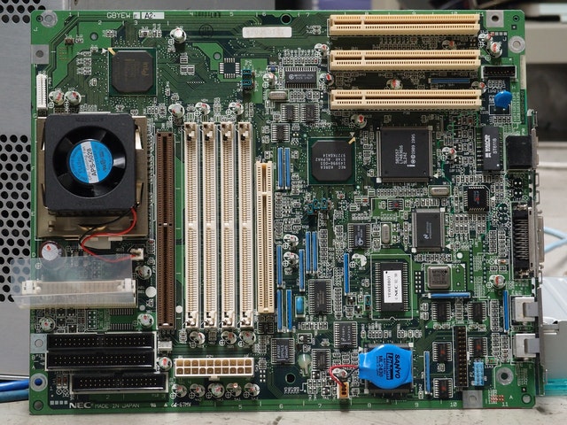 Quais as duas funções básicas do módulo Arduino?