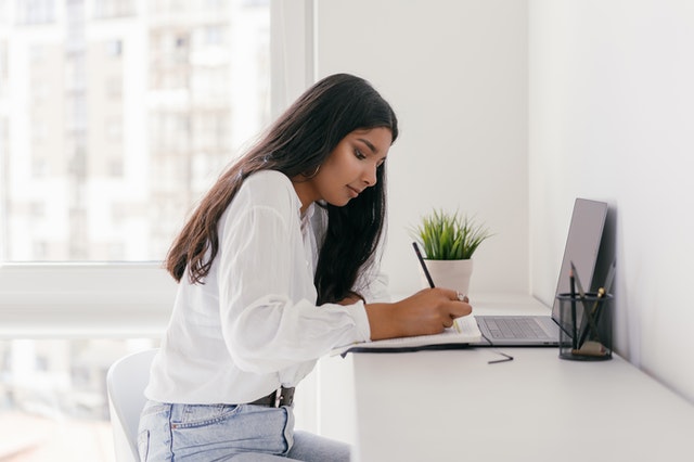 De que forma é realizado o estudo?