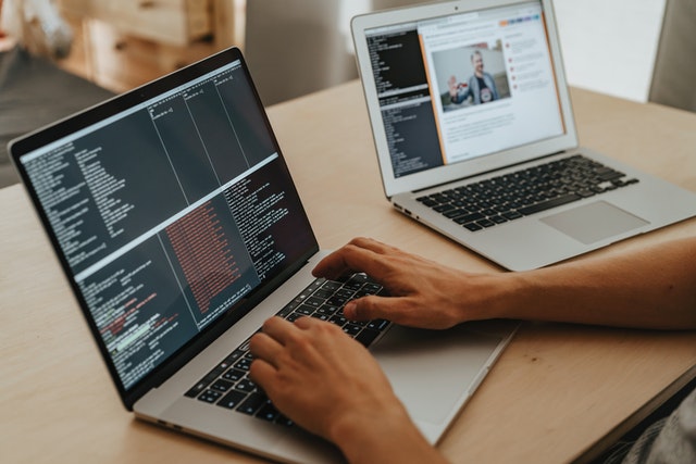 Como criar um site profissional com design incrível para o usuário?