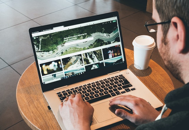 Escolha o complemento, como .com.br ou .com