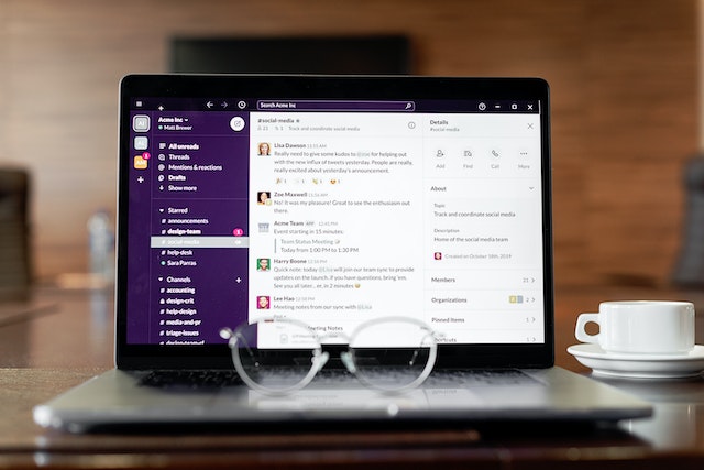 Aprenda como registrar um domínio na internet