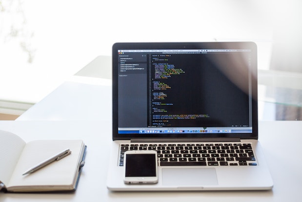 Quais as vagas de emprego para desenvolvedor de sites?